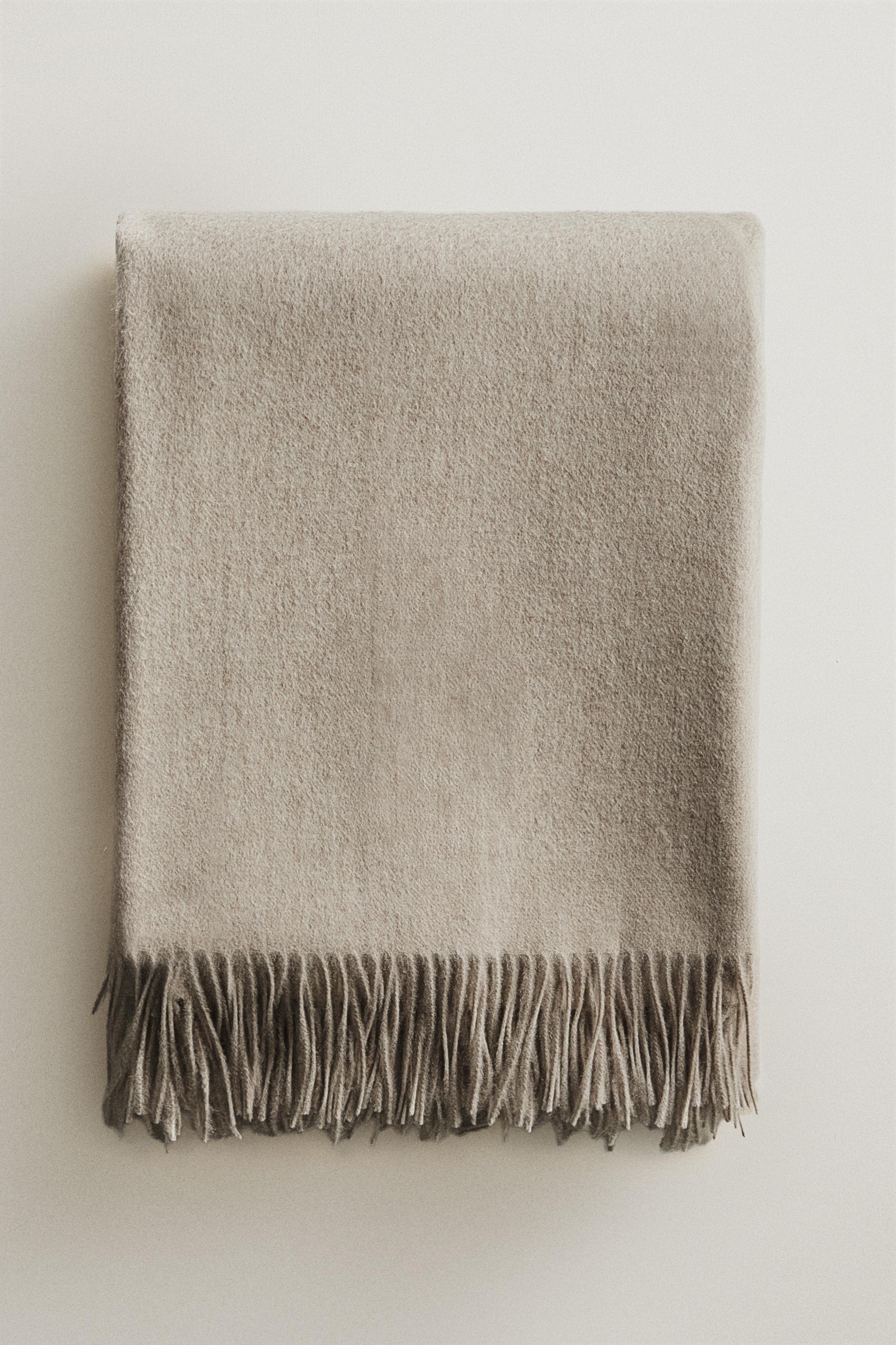 WOOL AND CASHMERE BLANKET